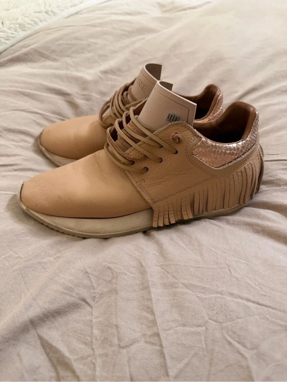 EsseutEsse Nude Leather Fringe Sneaker 8 (38)